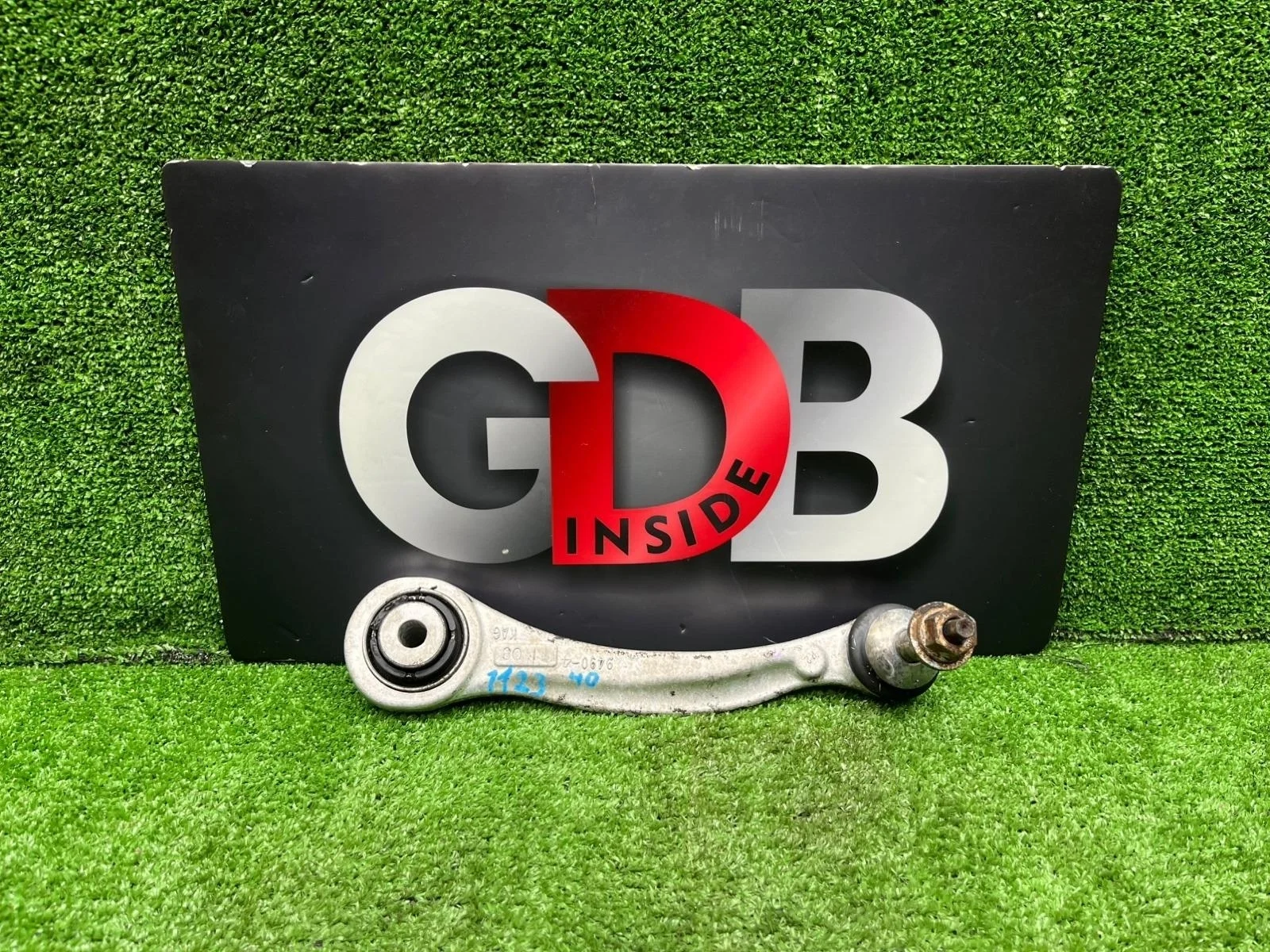 Рычаг подвески верхний BMW X5 2010 33326795048 E70 N55B30A, задний правый