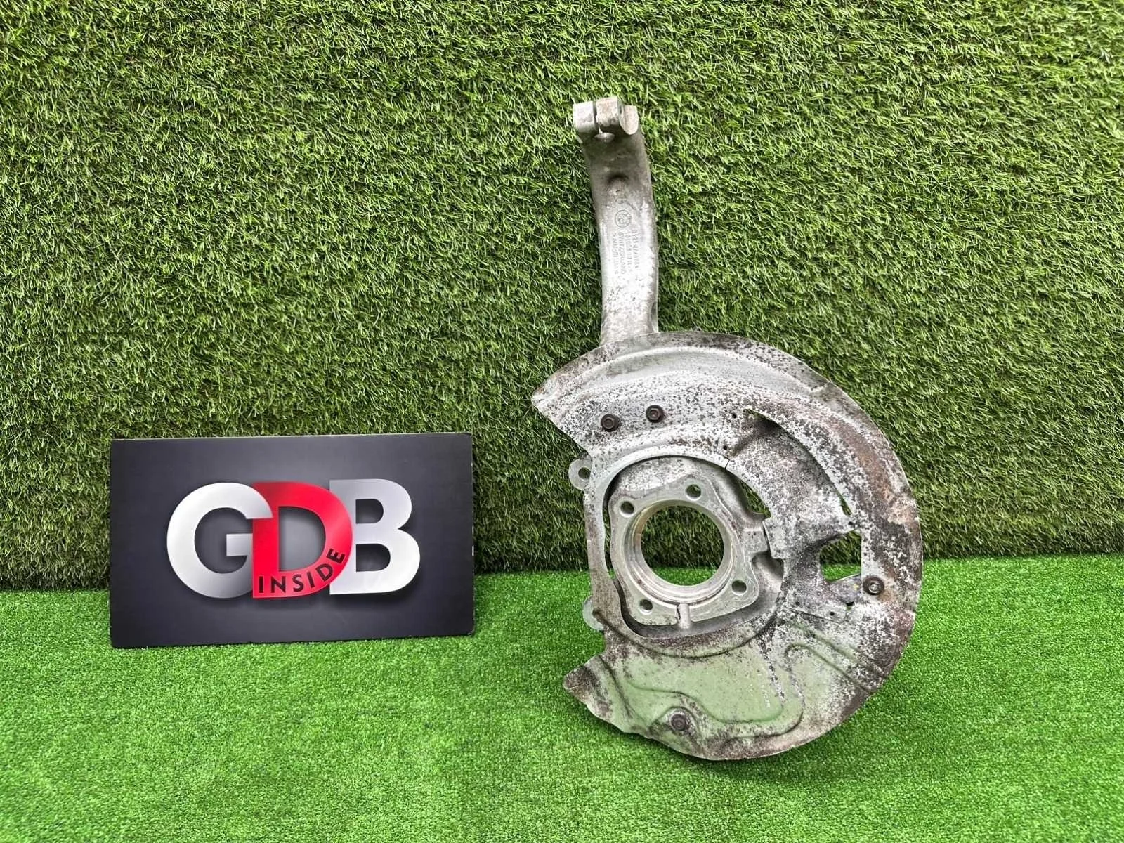 Кулак поворотный Bmw X5 2012 31216869870 E70 N55B30A, передний правый