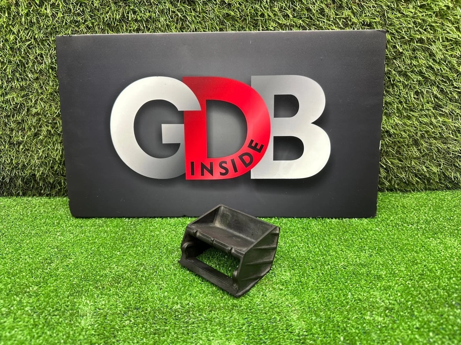 Кронштейн радиатора BMW X5 2010 17117533537 E70 N55B30A