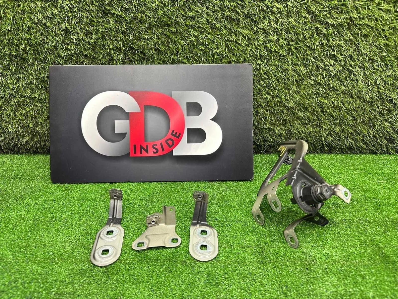 Крепление крыла BMW 5 series 2011 41357207209 F11 N52B25AF, переднее левое