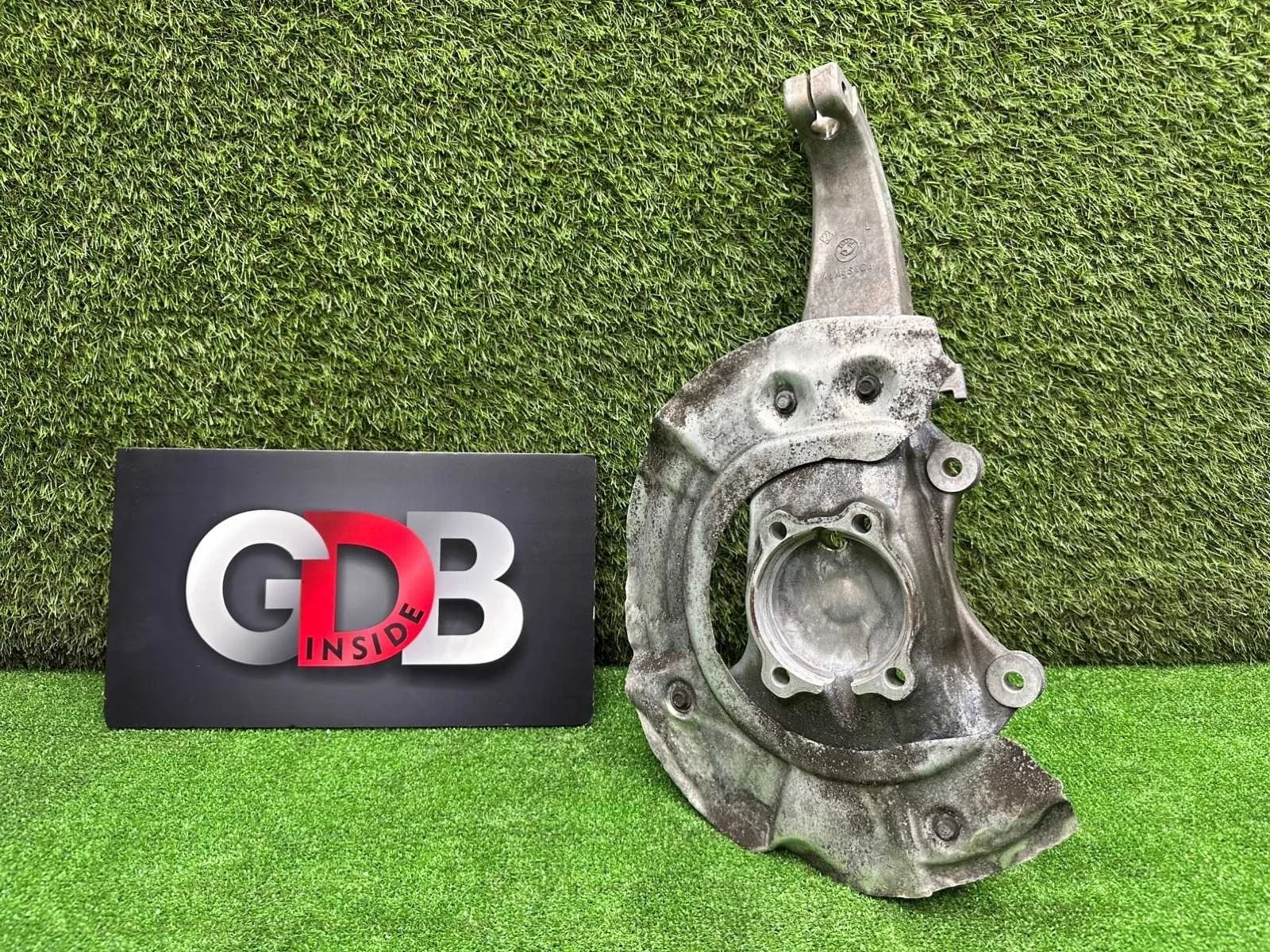 Кулак поворотный Bmw 5 Series 2011 31216775769 F11 N52B25AF, передний левый