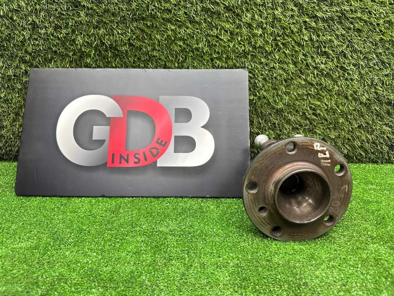 Ступица Bmw 5 Series 2011 31206872888 F11 N52B25AF, передняя