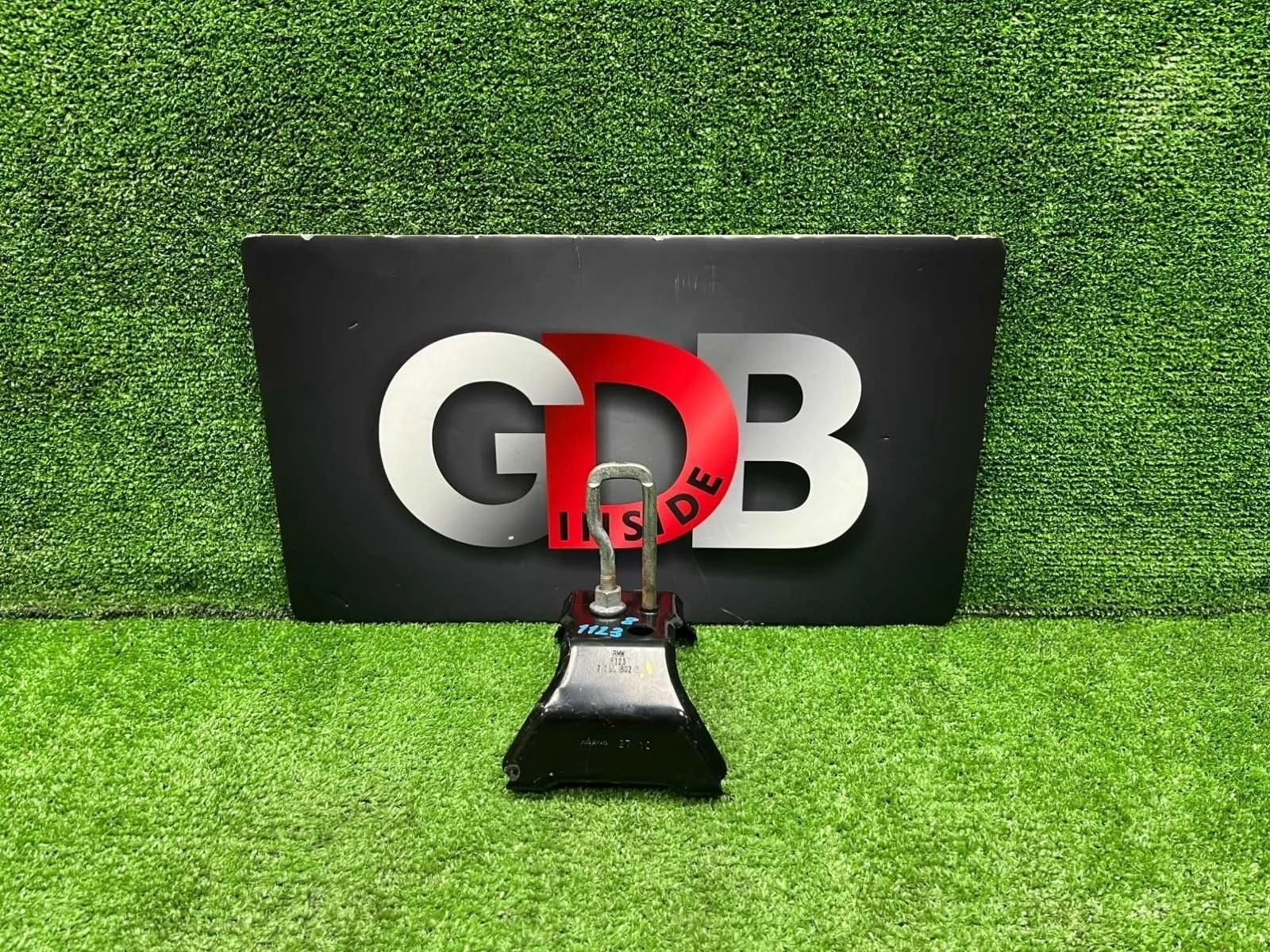 Скоба замка капота BMW X5 2010 51237164802 E70 N55B30A, передняя правая