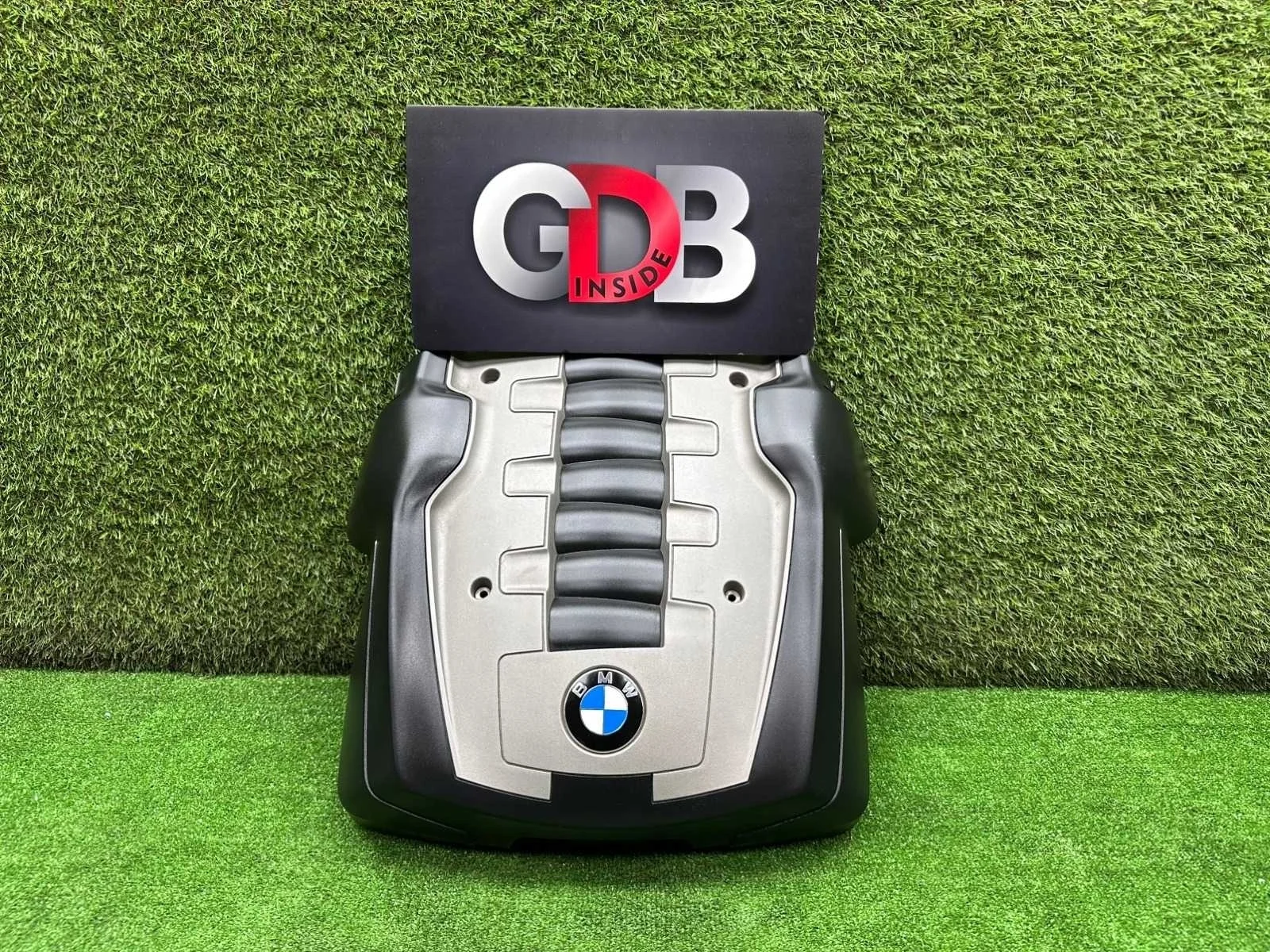 Декоративная накладка ДВС BMW 7 series 2007 11617535151 E65 N62B40A