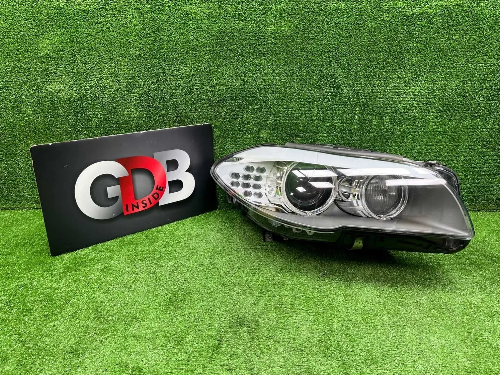 Фара BMW 5 series 26.11.2010 63117271906 F11 N52B25AF, передняя правая