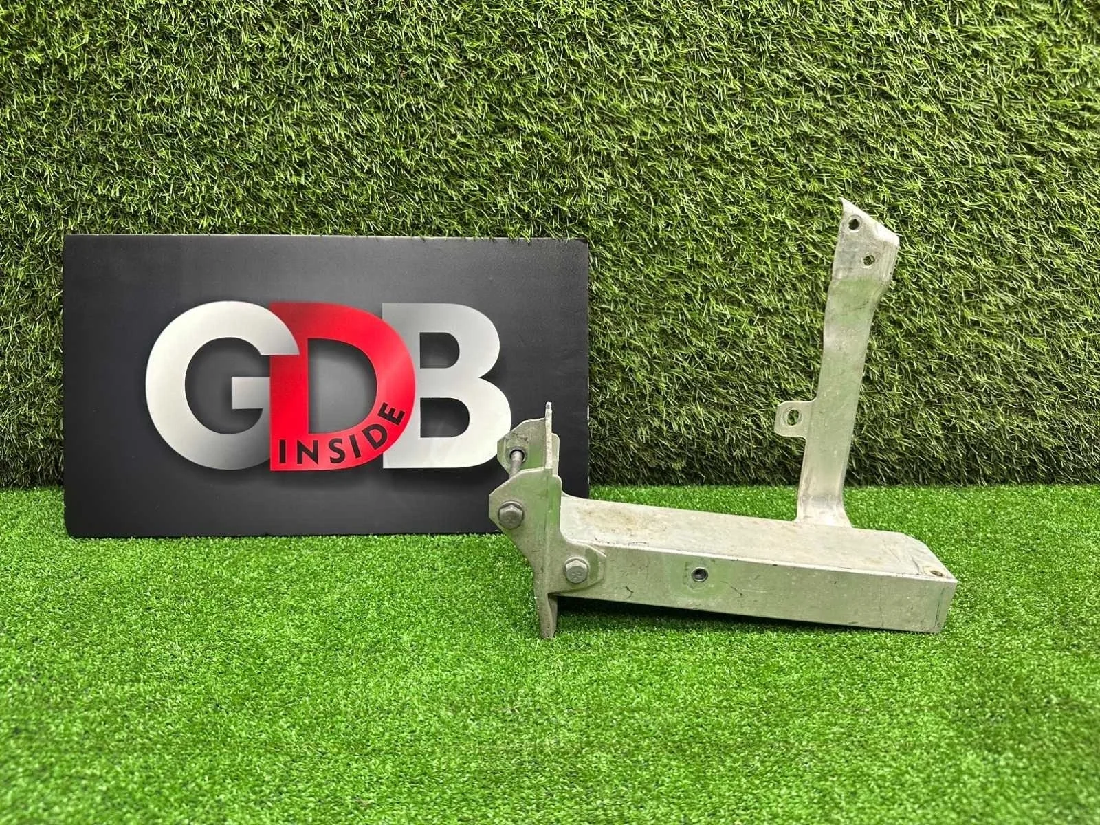 Крепление усилителя бампера Bmw 5 Series 2011 51117158874 F11 N52B25AF, переднее правое