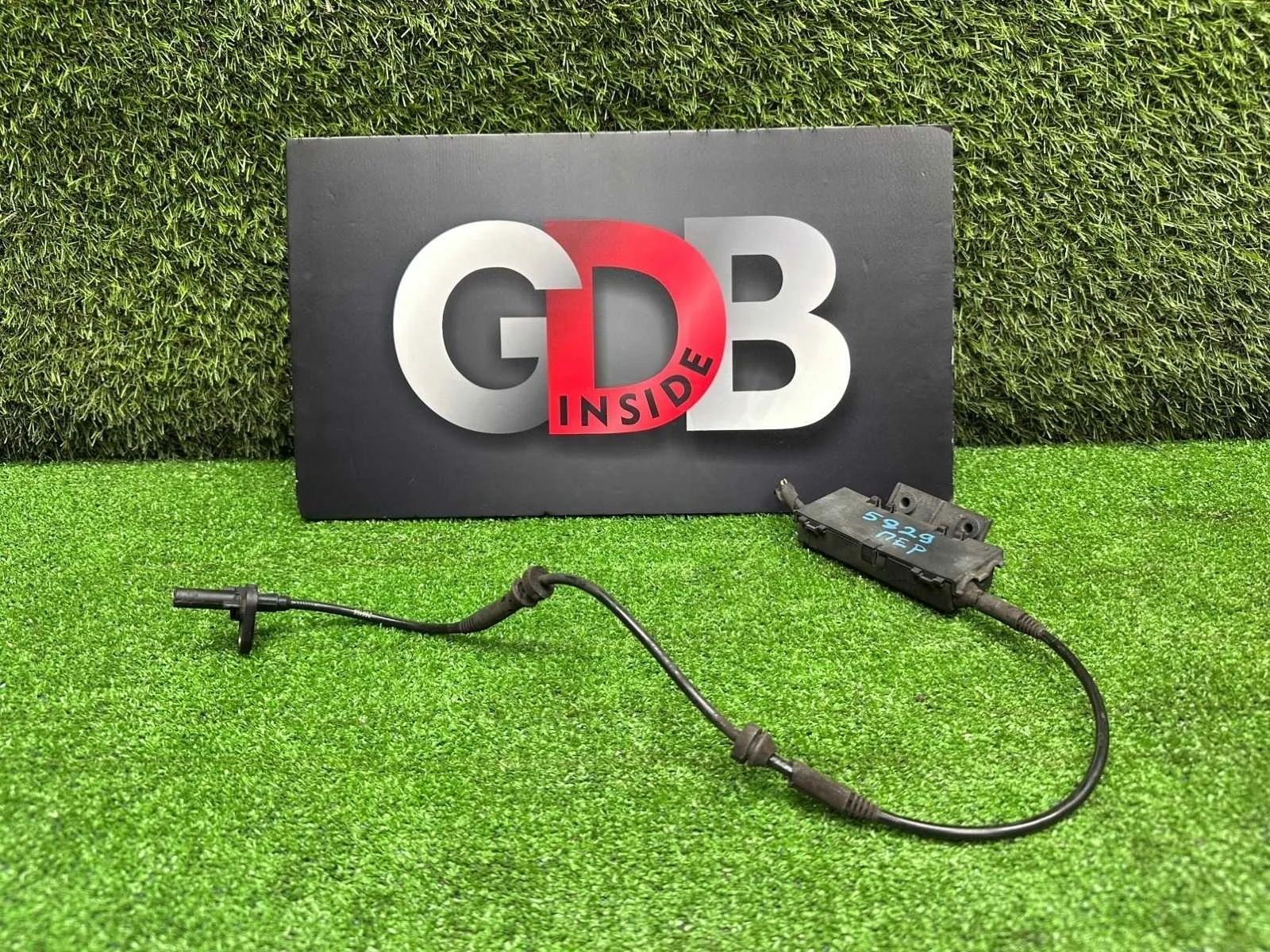 Датчик abs BMW 6 Series 2006 34526771702 E64 N62B48B, передний