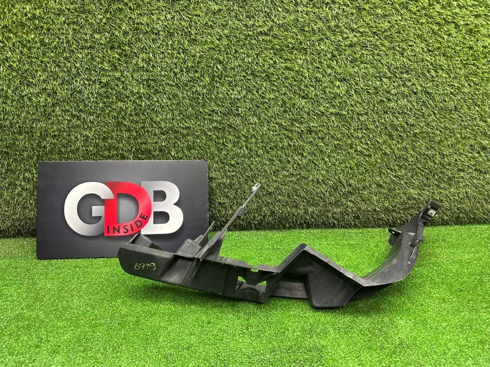 Кронштейн фары BMW X1 2011 51642990180 E84 N20B20A, передний правый