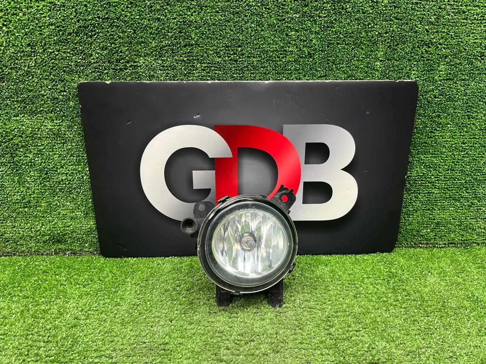 Фара противотуманная (ПТФ) BMW 1 series 2013 63177248912 F20 N13B16A, передняя правая