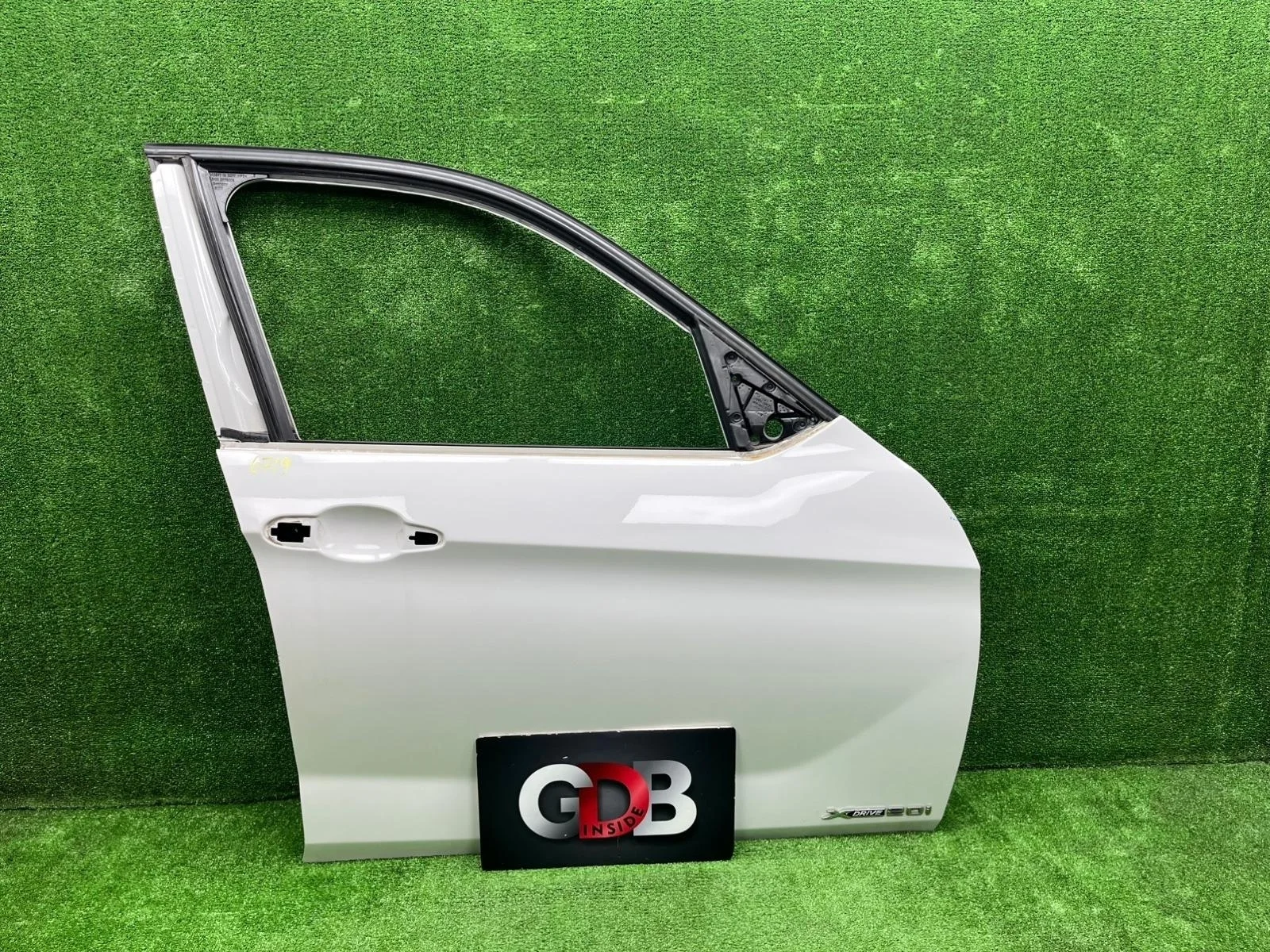 Дверь BMW X1 2011 41517339358 E84 N20B20A, передняя правая