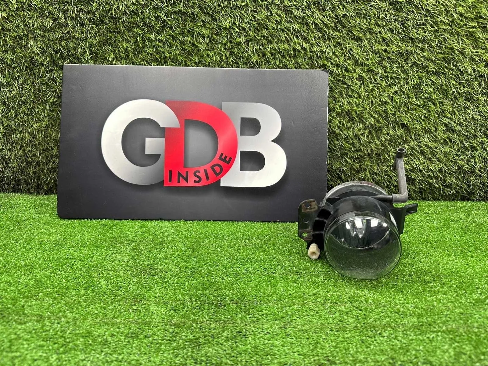 Фара противотуманная (ПТФ) BMW 6 Series 2003 63176910792 E63 N62B44A, передняя правая