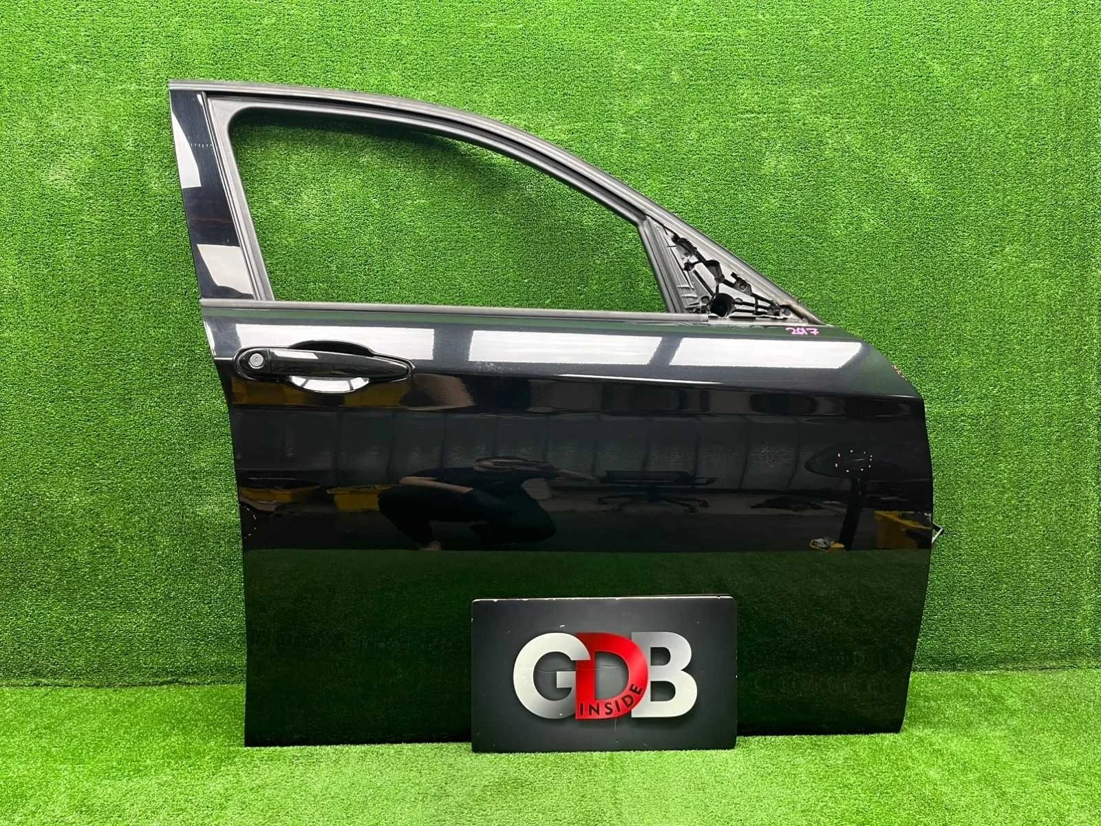 Дверь BMW 1 series 27.03.2012 41007284512 F20 N13B16A, передняя правая