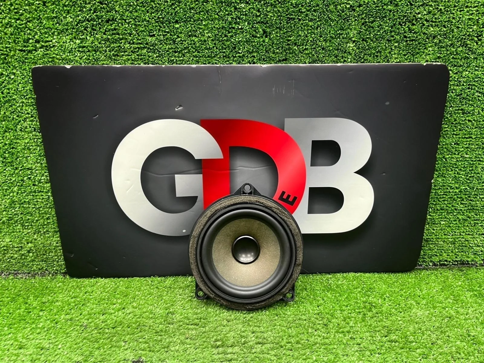 Динамик BMW 1 series 27.03.2012 65139209183 F20 N13B16A