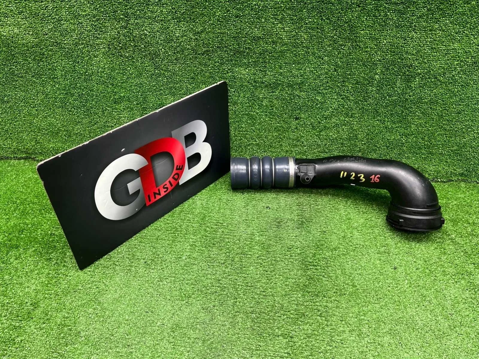 Патрубок интеркулера BMW X5 2010 13717588268 E70 N55B30A