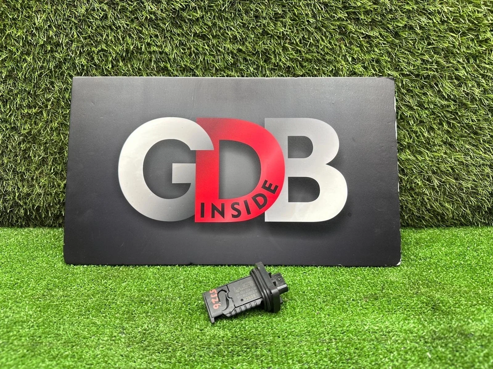 Датчик массового расхода воздуха Bmw 1 Series 2013 13627602038 F20 N13B16A