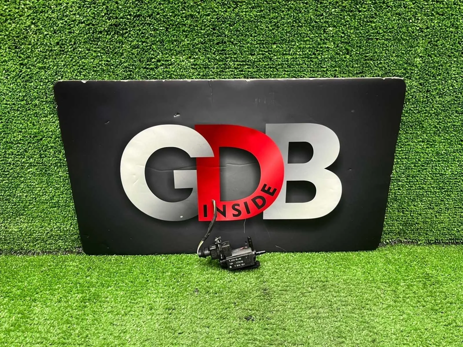 Клапан электромагнитный BMW 5 series 2011 11747810831 F11 N52B25AF