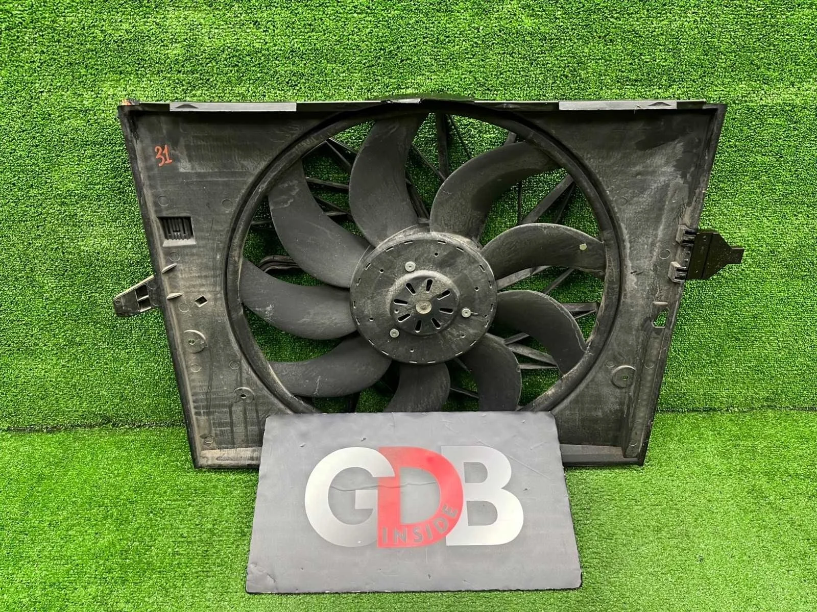 Вентилятор радиатора BMW 6 Series 2006 17427534911 E64 N62B48B