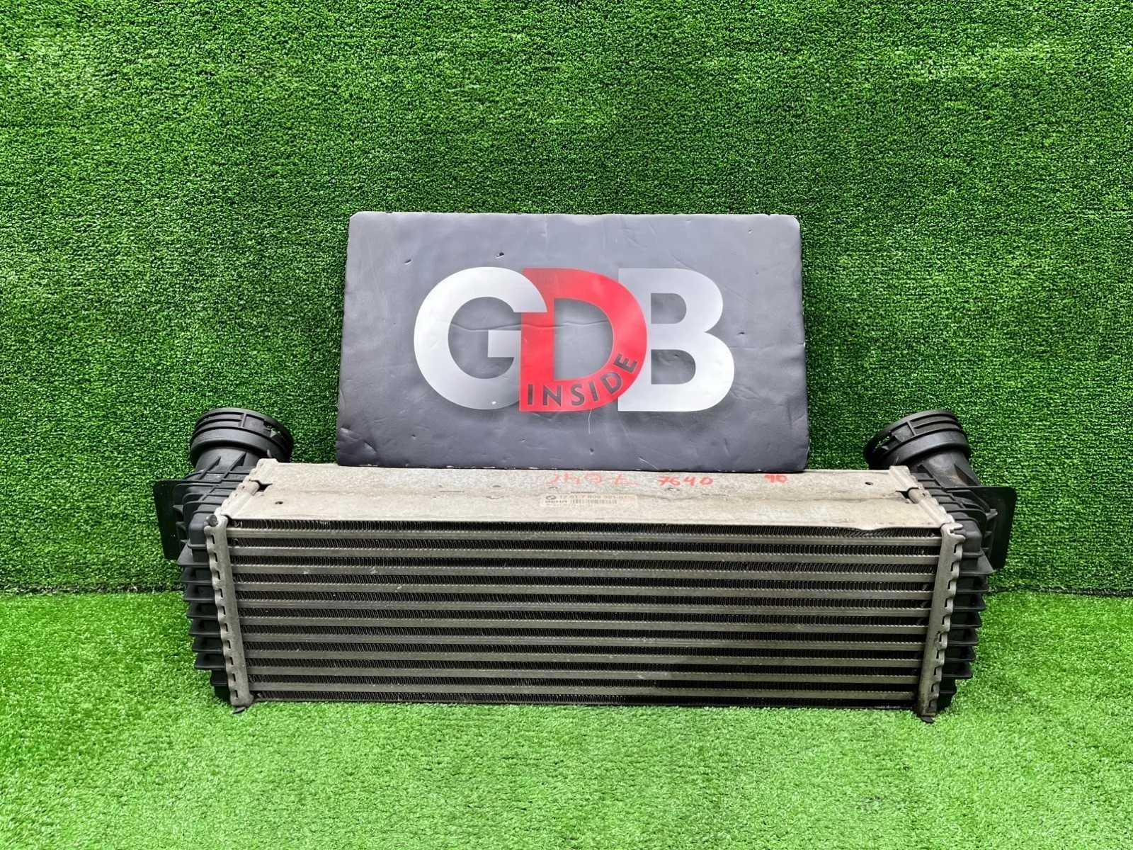 Интеркулер Bmw X5 2010 17517809321 E70 N55B30A