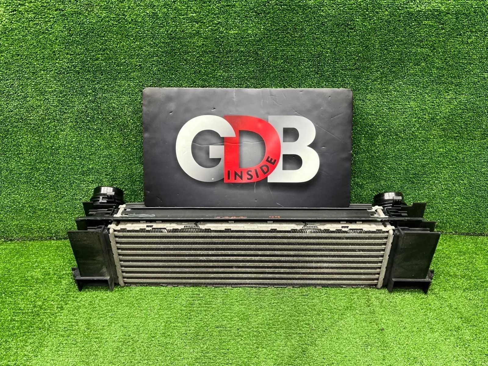 Интеркулер BMW 1 series 2013 17517600530 F20 N13B16A