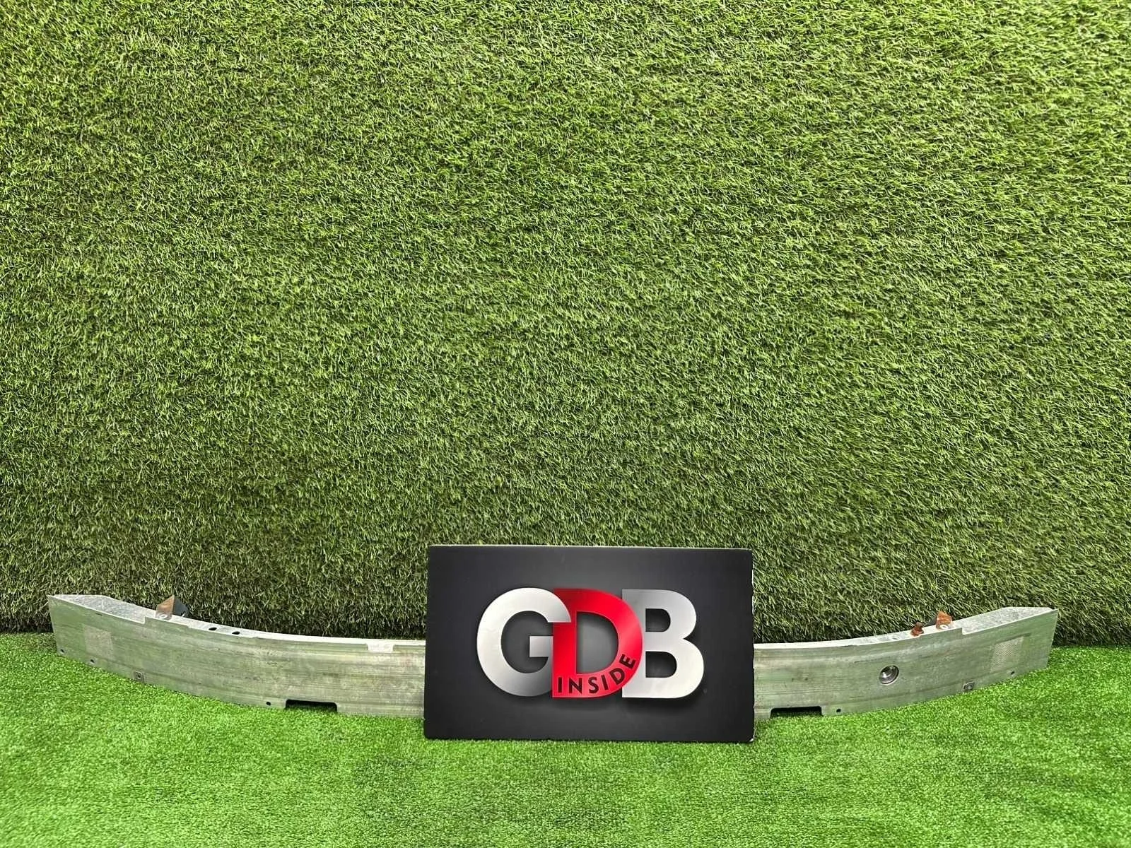 Усилитель бампера BMW 5 series 2011 51117200705 F11 N52B25AF, передний