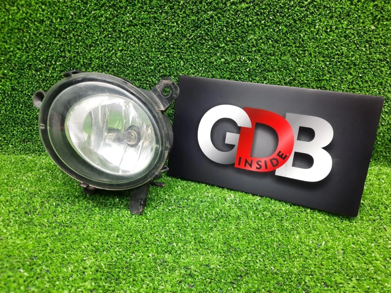 Фара противотуманная BMW 1 series 28.04.2012 63177248911 F20 N13B16A, передняя левая