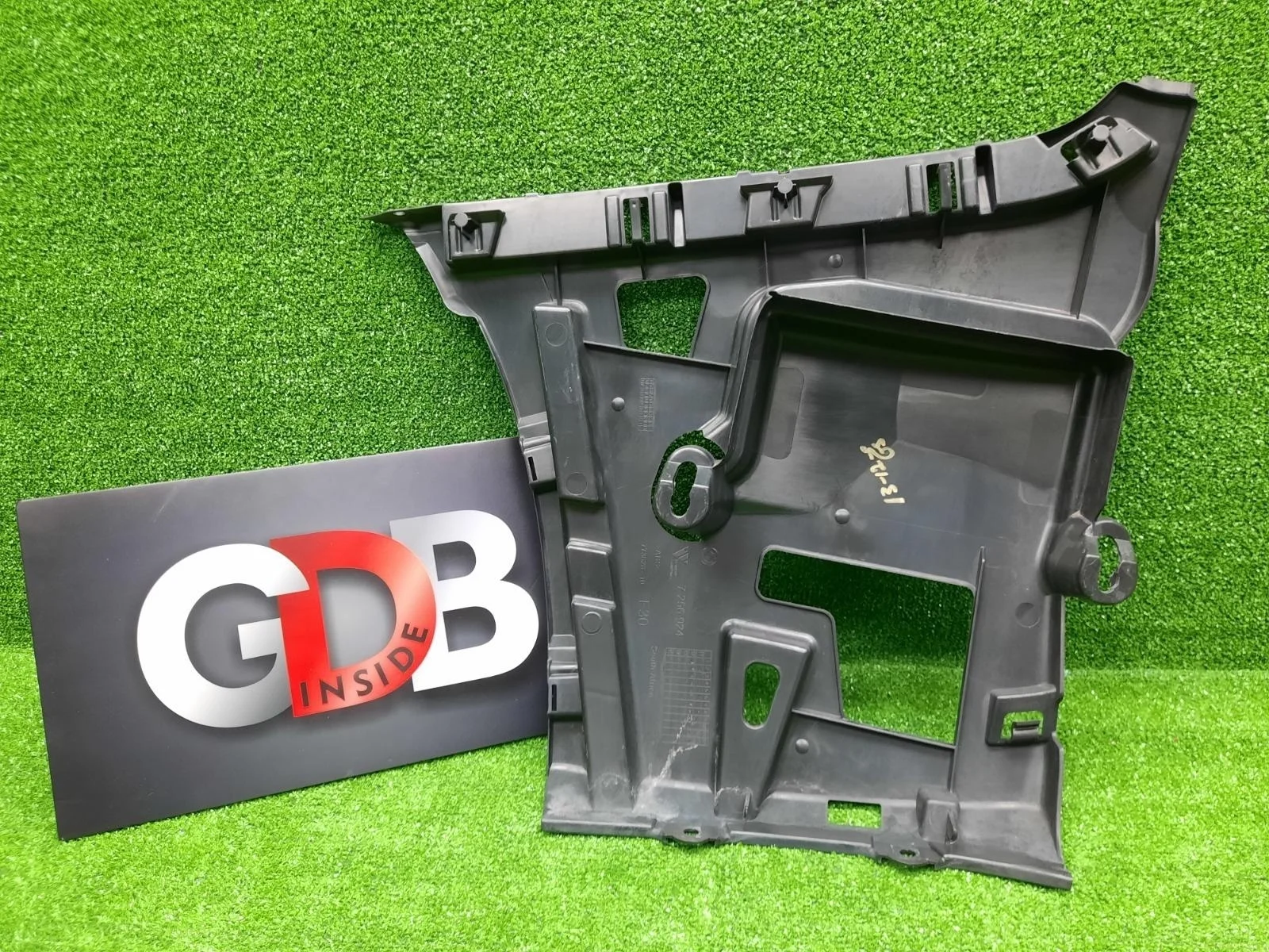 Кронштейн бампера BMW 3 series 16.01.2013 51127256924 F30 N20B20B, задний правый