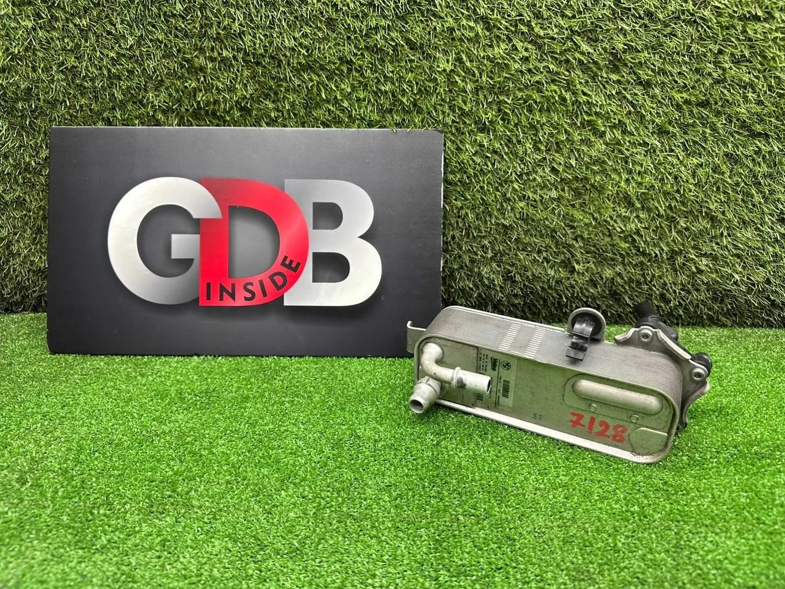 Теплообменник BMW 1 series 23.10.2012 17217600553 F20 N13B16A