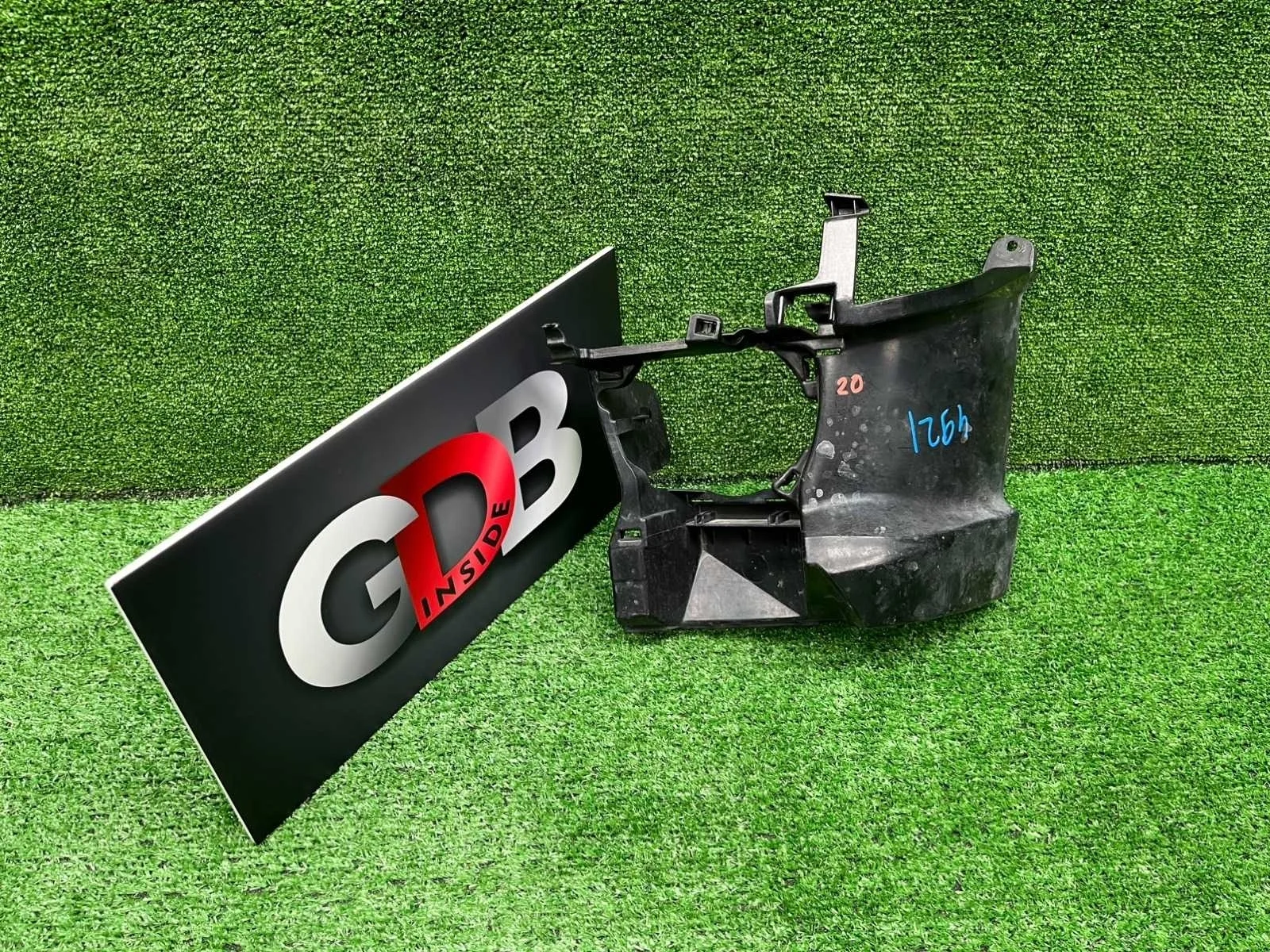 Кронштейн противотуманной фары BMW 3 series 2012 51117266197 F30 N20B20A, передний левый