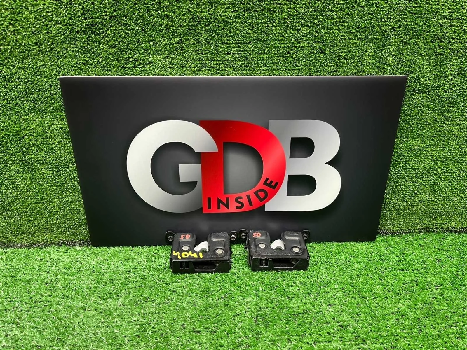 Замок капота BMW 6 Series 2003 51237008755 E63 N62B44A, передний