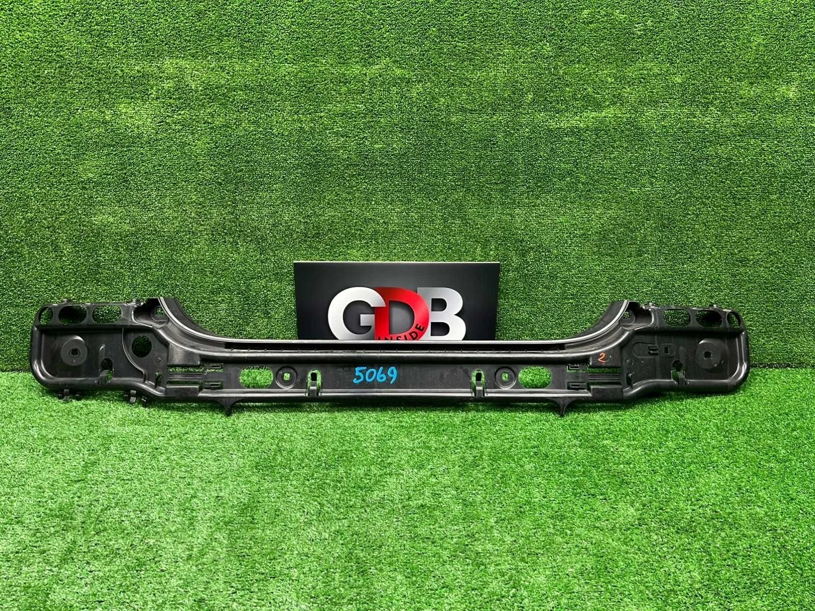 Кронштейн бампера BMW 5 series 04.10.2004 51127056343 E60 M54B25, задний