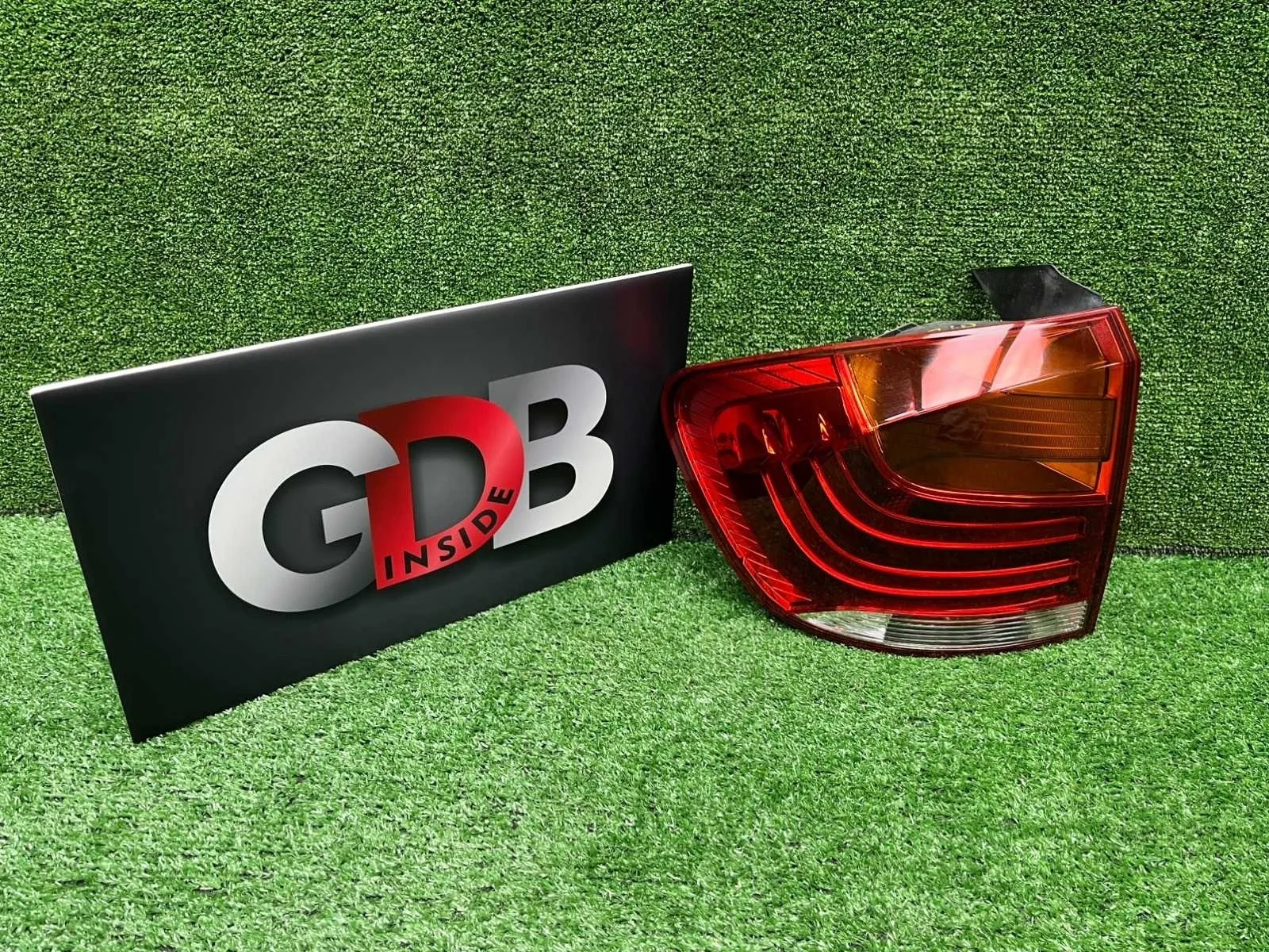 Фонарь BMW X1 2011 63212990109 E84 N20B20A, задний левый