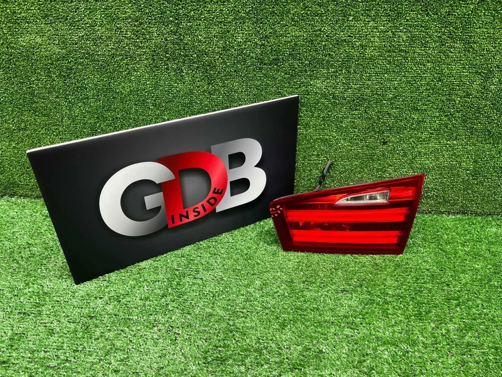 Фонарь внутренний BMW 5 series 2011 63217203228 F11 N52B25AF, задний правый