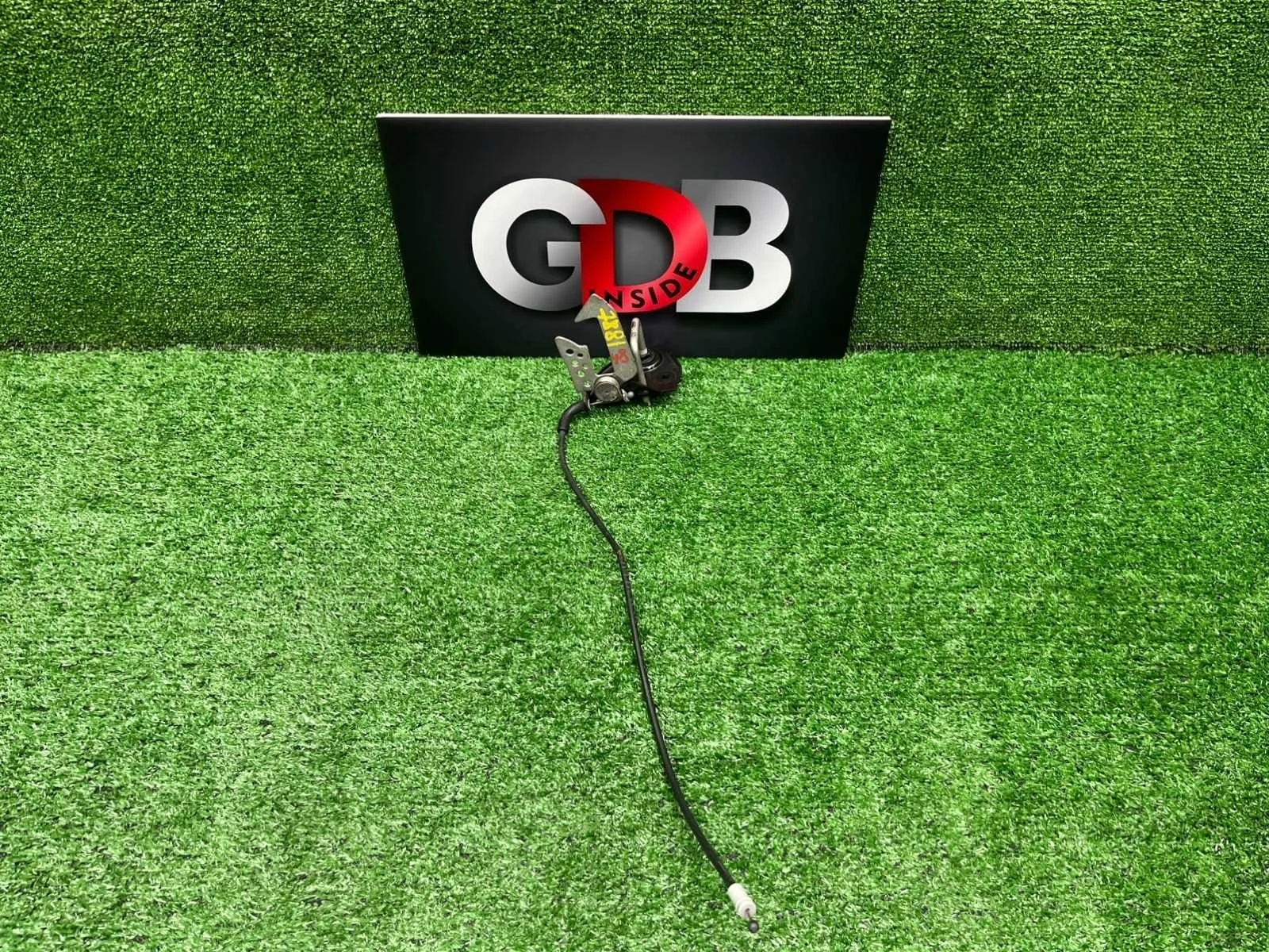 Крючок капота Bmw 5 Series 2011 51237183764 F11 N52B25AF, передний правый