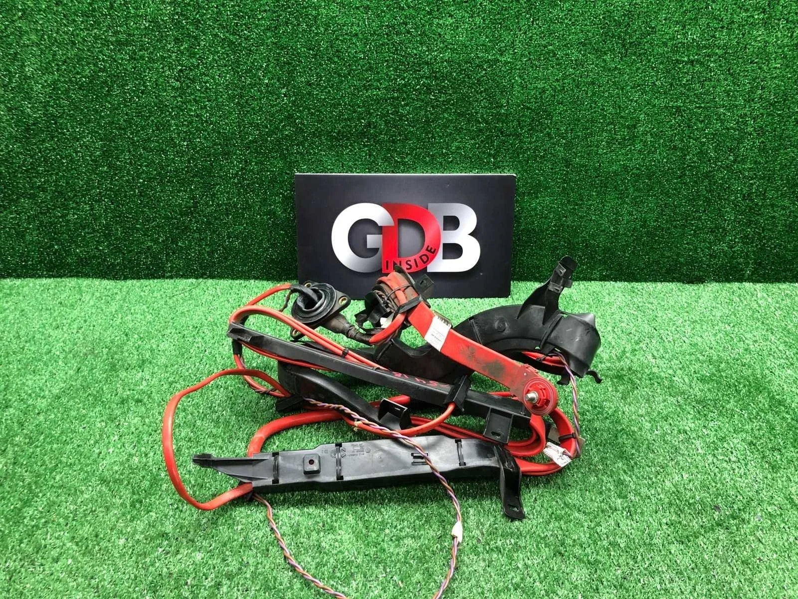 Плюсовой провод аккумулятора BMW 5 series 2011 61129348288 F10 N20B20B