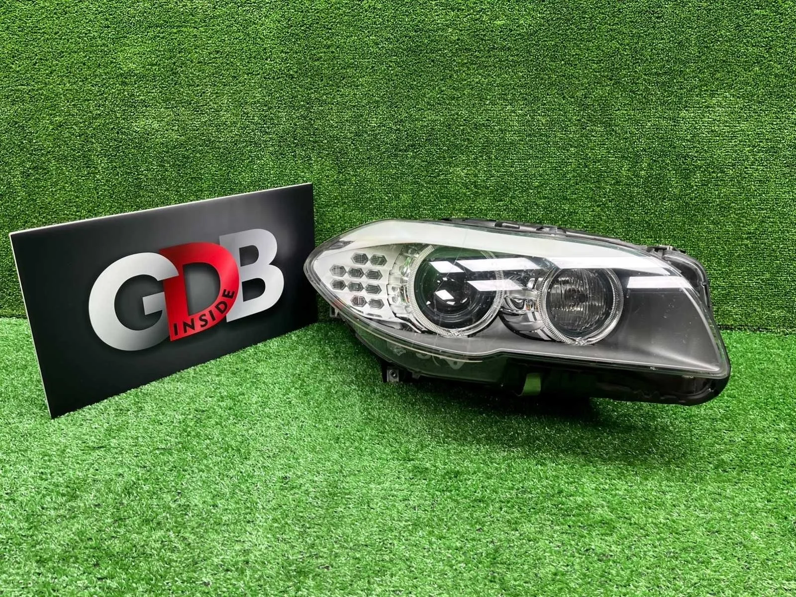 Фара BMW 5 series 2011 63117271906 F11 N52B25AF, передняя правая