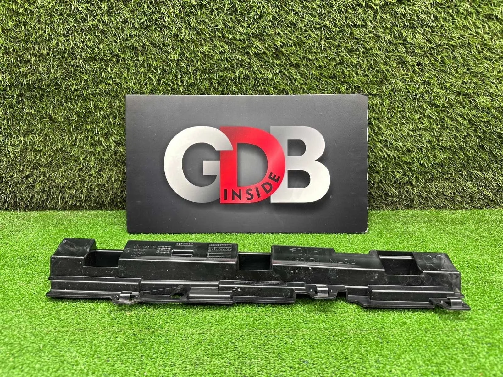 Кронштейн порога BMW 3 series 28.01.2013 51777256916 F30 N55B30A, правый