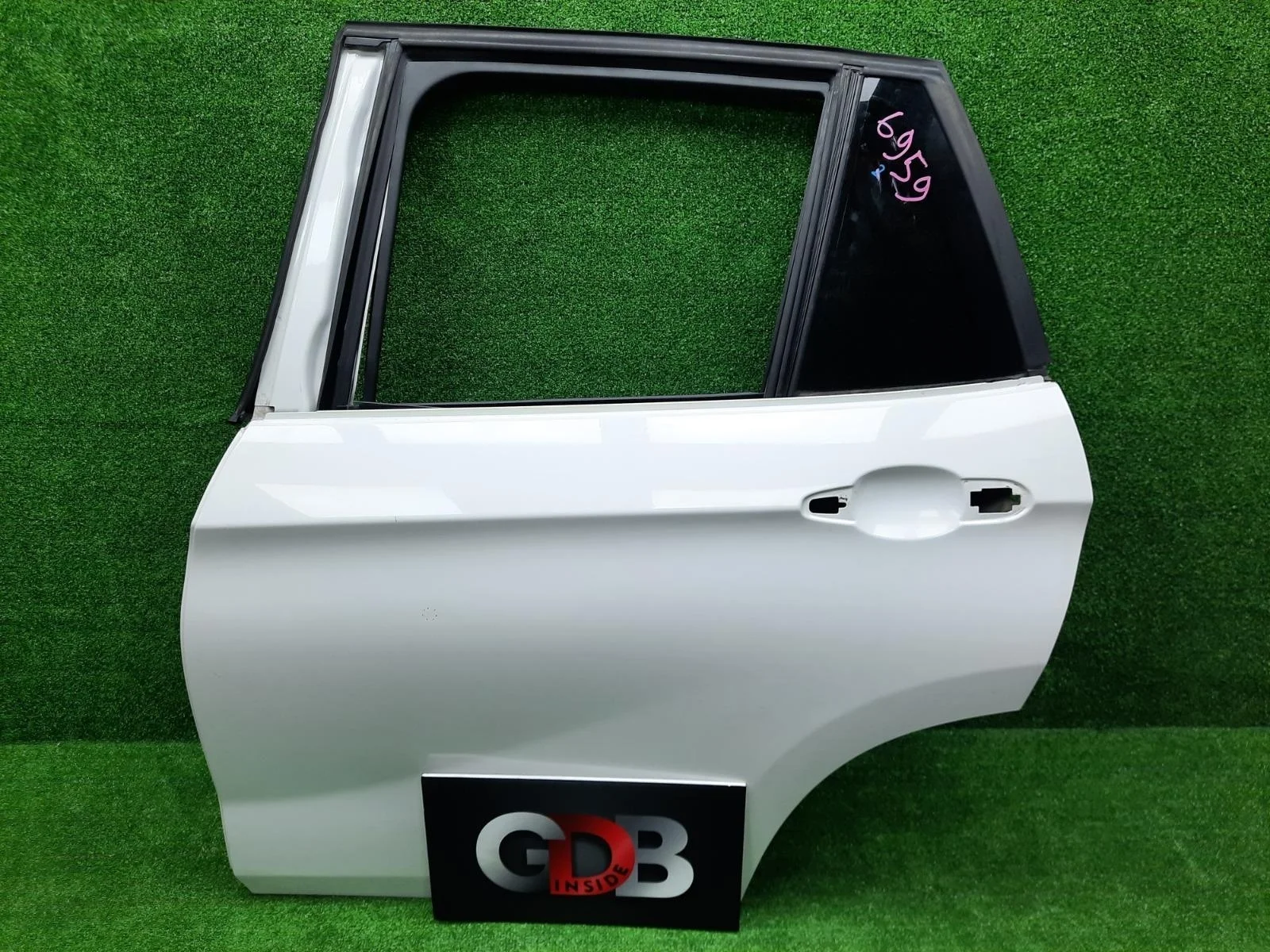 Дверь BMW X1 25.10.2011 41002993819 E84 N20B20A, задняя левая