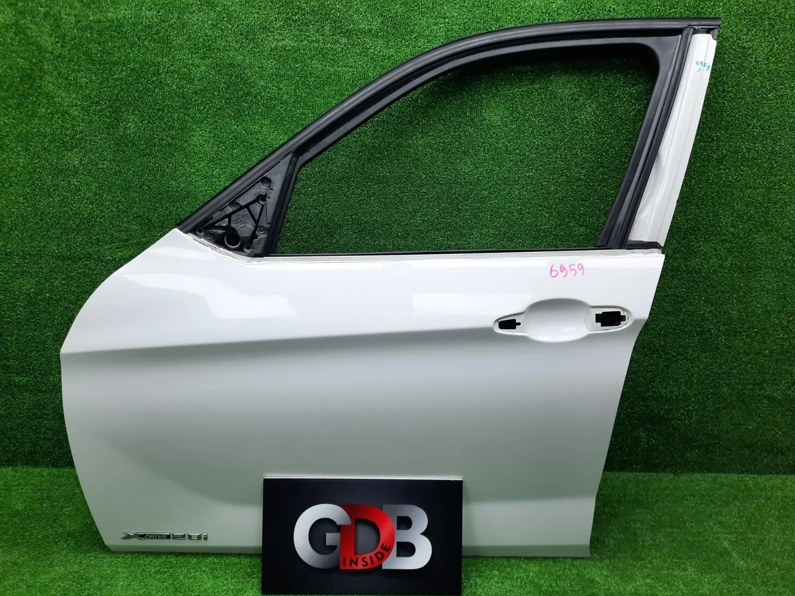 Дверь BMW X1 25.10.2011 41517339357 E84 N20B20A, передняя левая