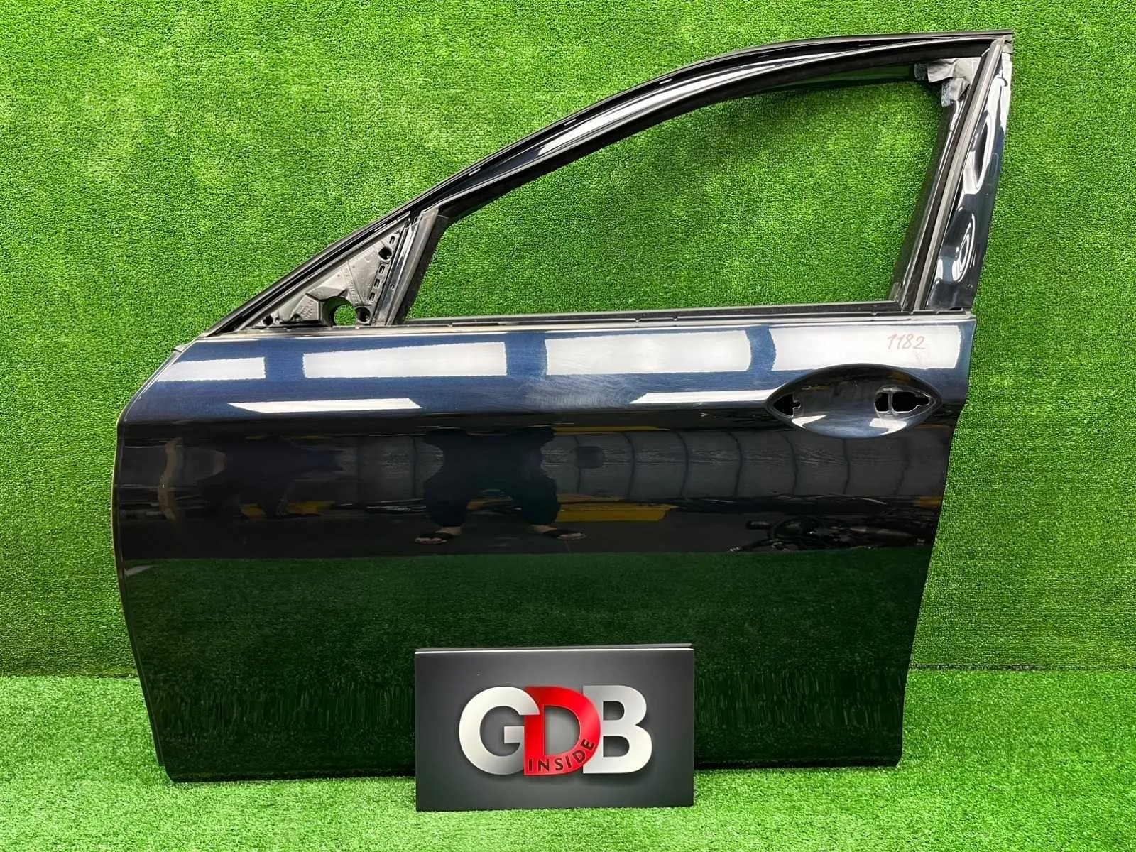 Дверь BMW 5 series 23.09.2010 41007206107 F11 N52B25AF, передняя левая