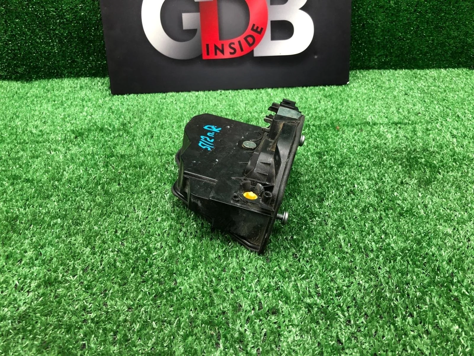 Замок двери BMW 5 series 2012 51217202144 F10 N55B30A, передний правый