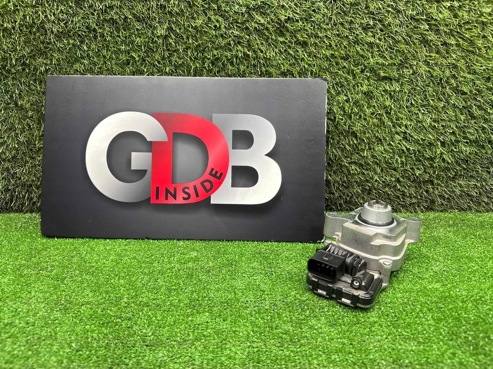 Сервопривод раздаточной коробки BMW X1 23.09.2011 27607635636 E84 N20B20A