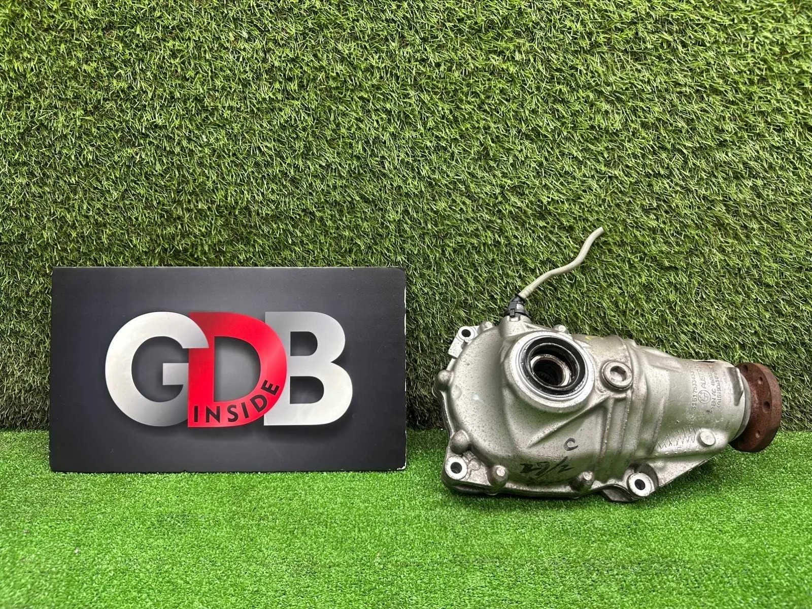 Редуктор BMW X1 23.09.2011 31507533972 E84 N20B20A, передний