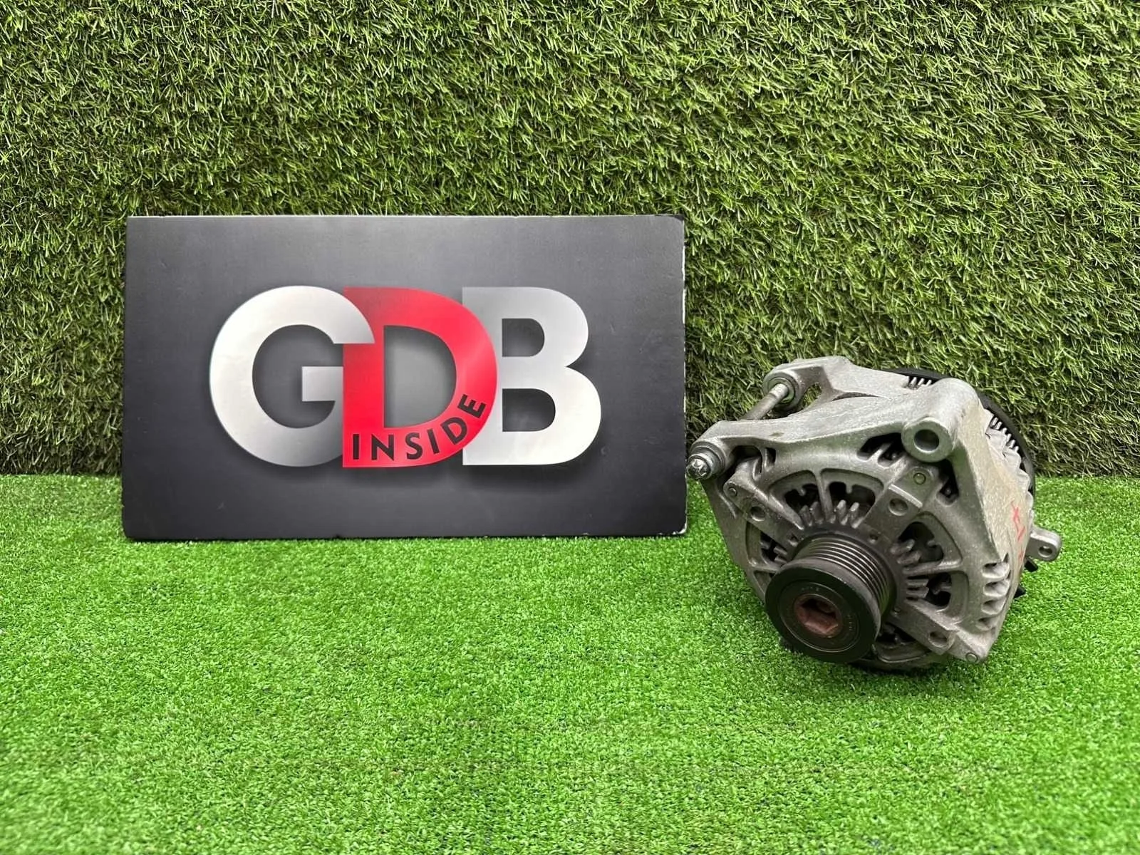 Генератор BMW X1 23.09.2011 12317605061 E84 N20B20A