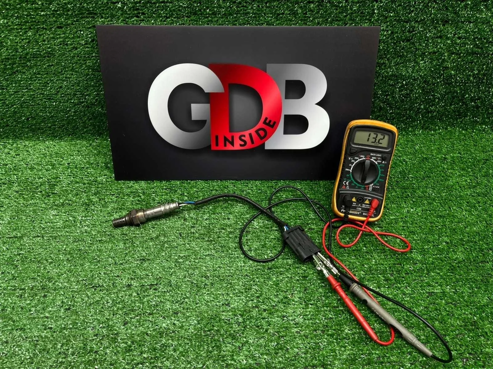 Датчик кислородный Skoda Oktavia 04E906262A 5E5