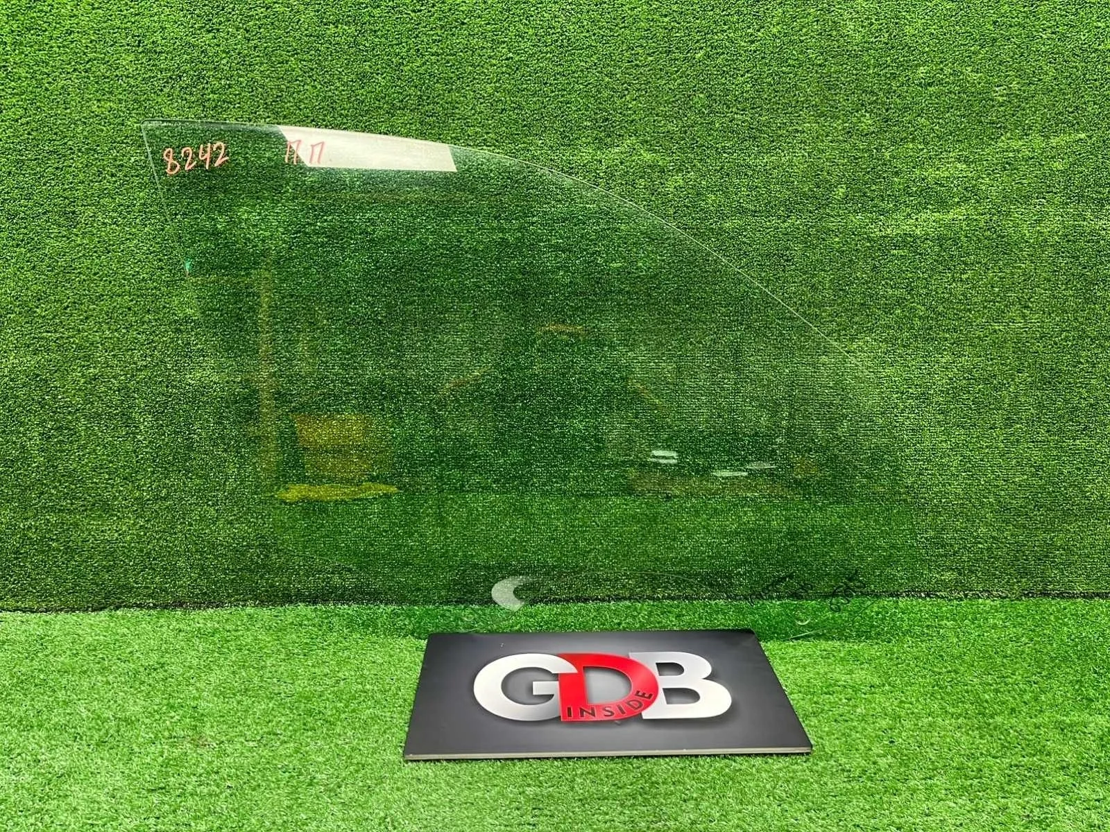 Стекло двери BMW X3 2012 51337205850 F25 N55B30A, переднее правое