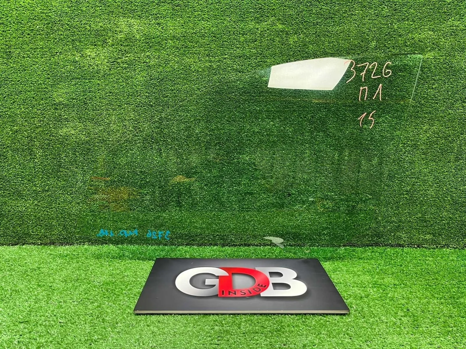 Стекло двери Bmw 3 Series 19.09.2012 51337259825 F30 N55B30A, переднее левое