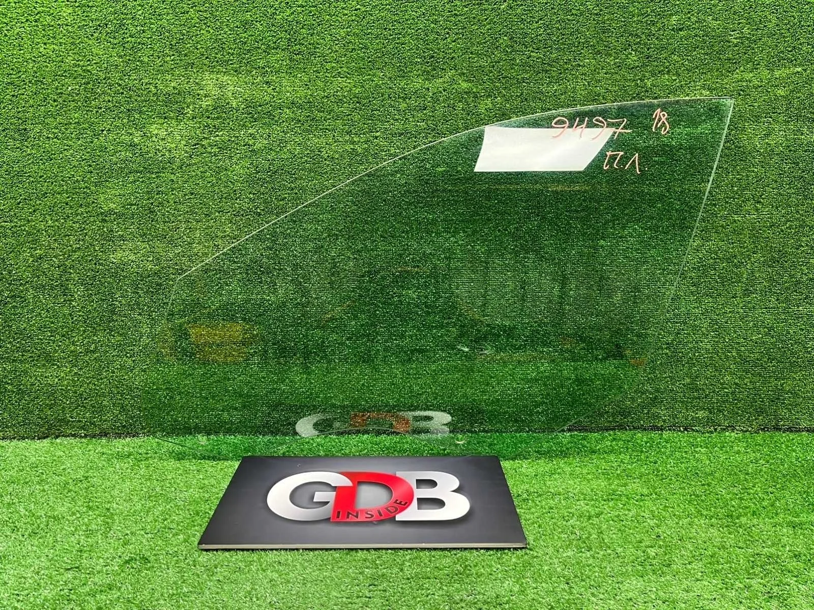 Стекло двери Bmw 5 Series 2012 51337182109 F10 N20B20B, переднее левое