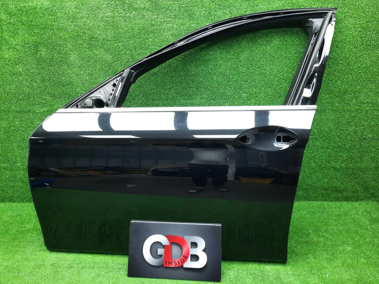 Дверь BMW 5 series 2013 41007206107 F10 N20B20A, передняя левая