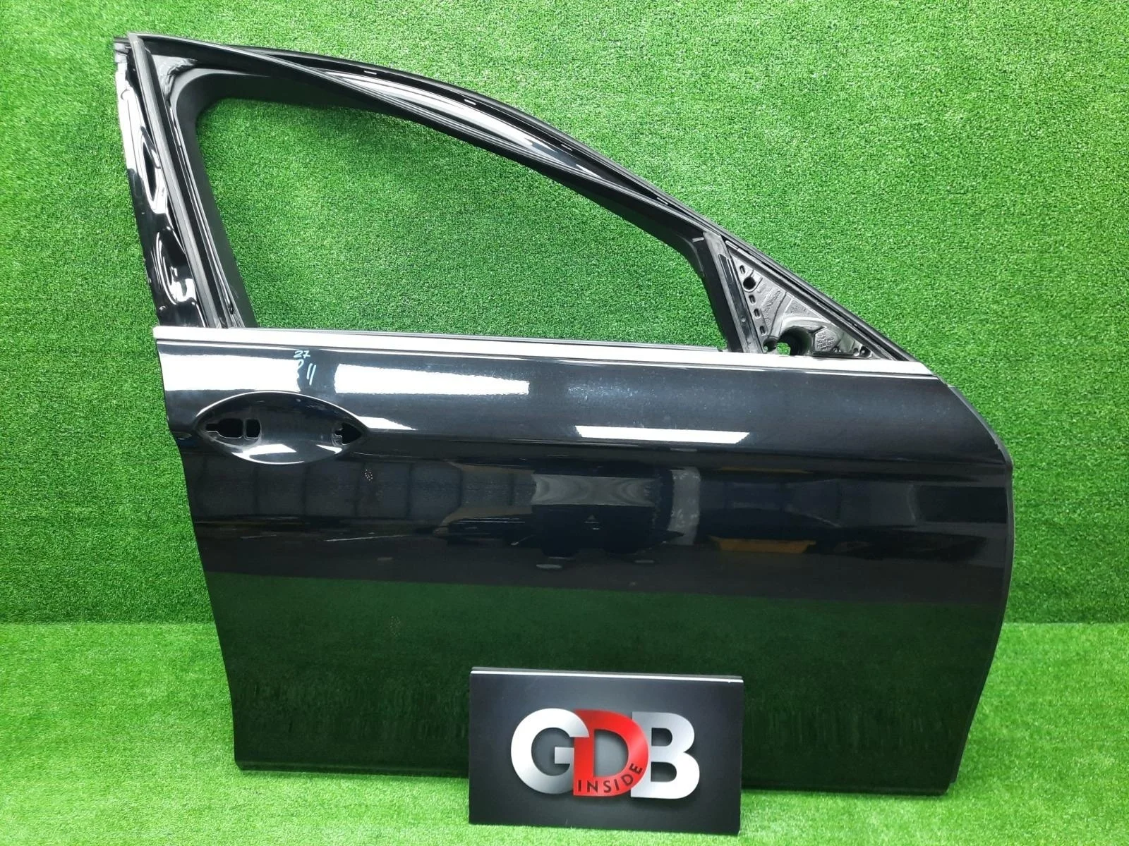 Дверь BMW 5 series 2013 41007206108 F10 N20B20A, передняя правая