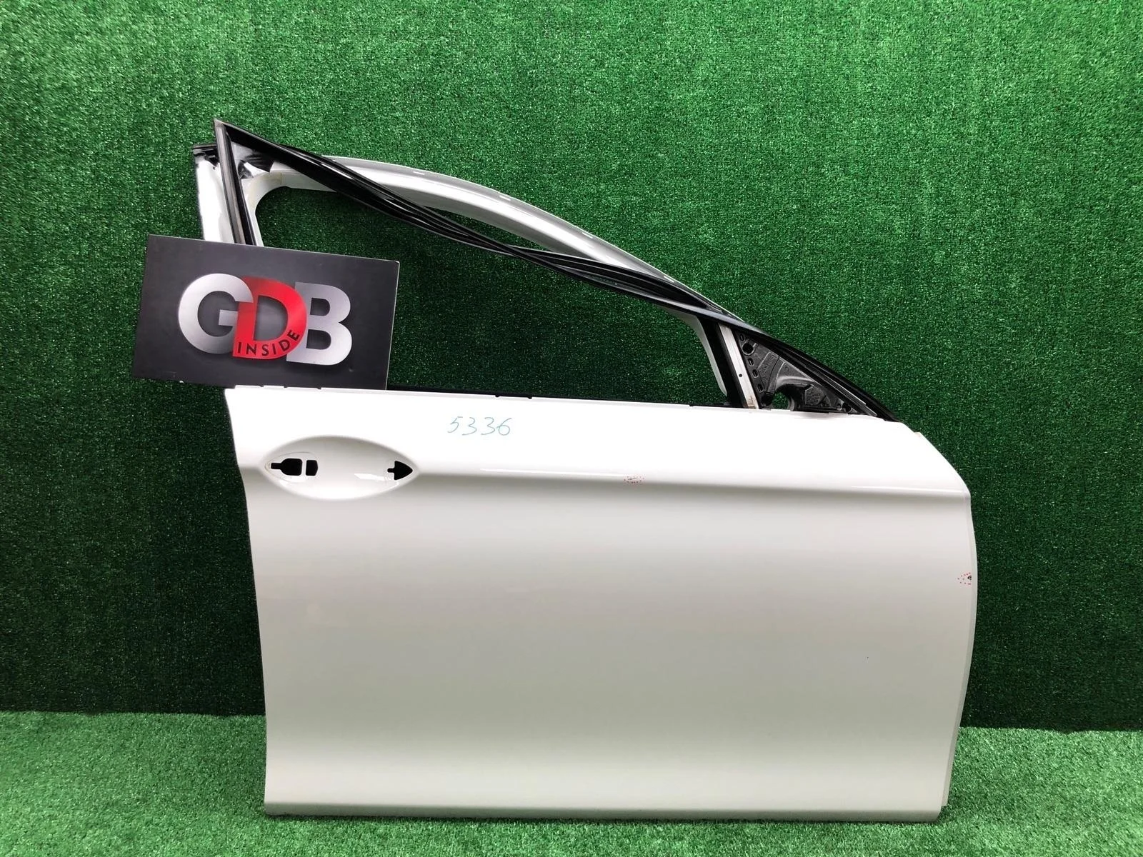 Дверь BMW 5 series 2013 41007206108 F10 N55B30A, передняя правая